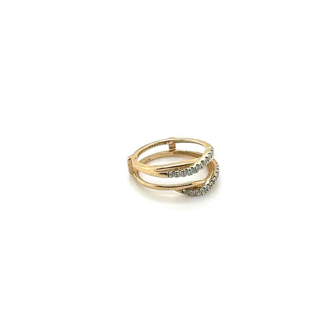 14K Twist Gold Ring with Pavé Crystal Bands 0.25CT