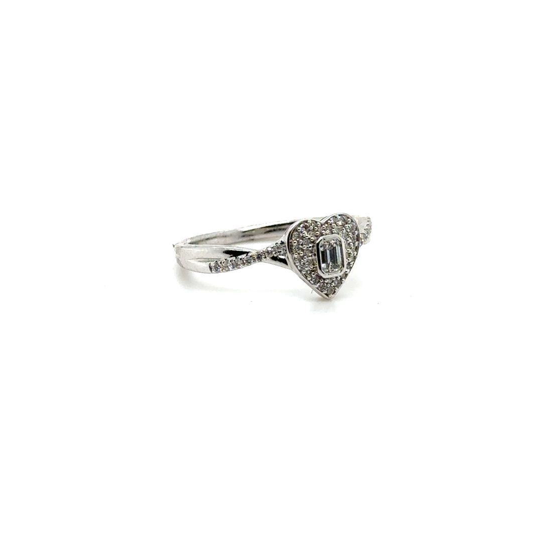 DIAMOND RING 14K Size 0.25CT