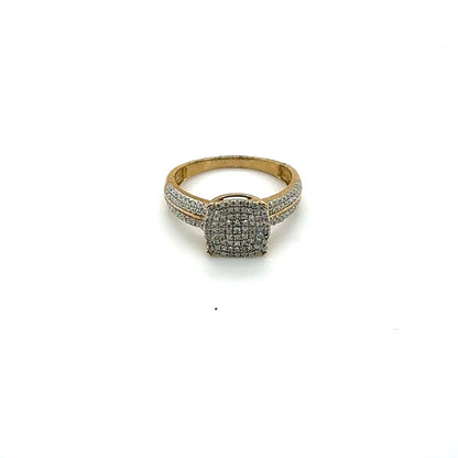 10K Pavé Diamond Cluster Ring 0.50 Ct