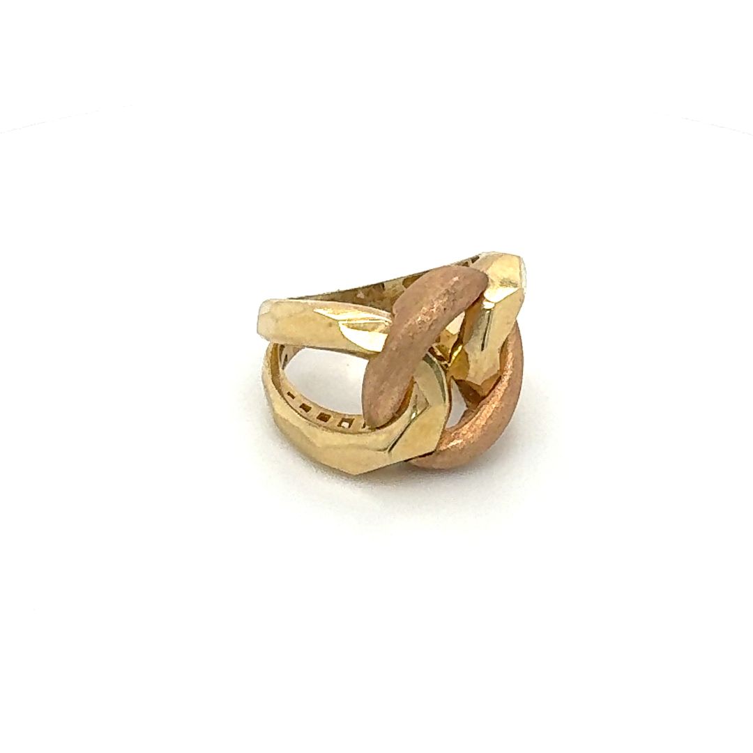 14 Two-Tone Interlocking Gold Ring