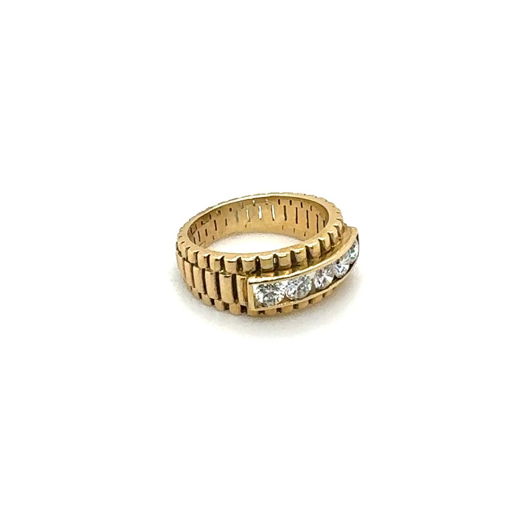 Retro Gold Ring with Five Stones